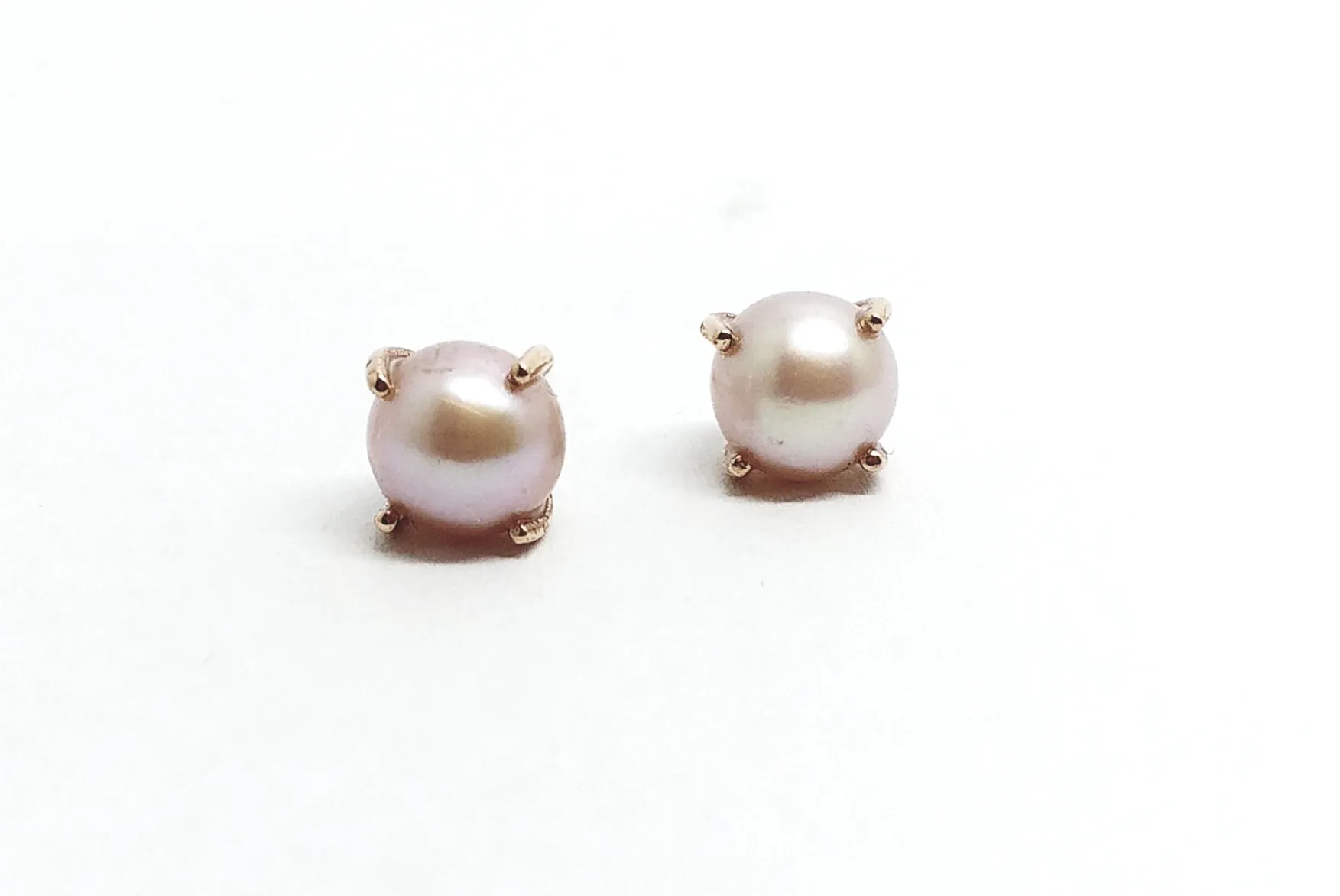 Button Pearl Stud Earrings in 14k Rose Gold