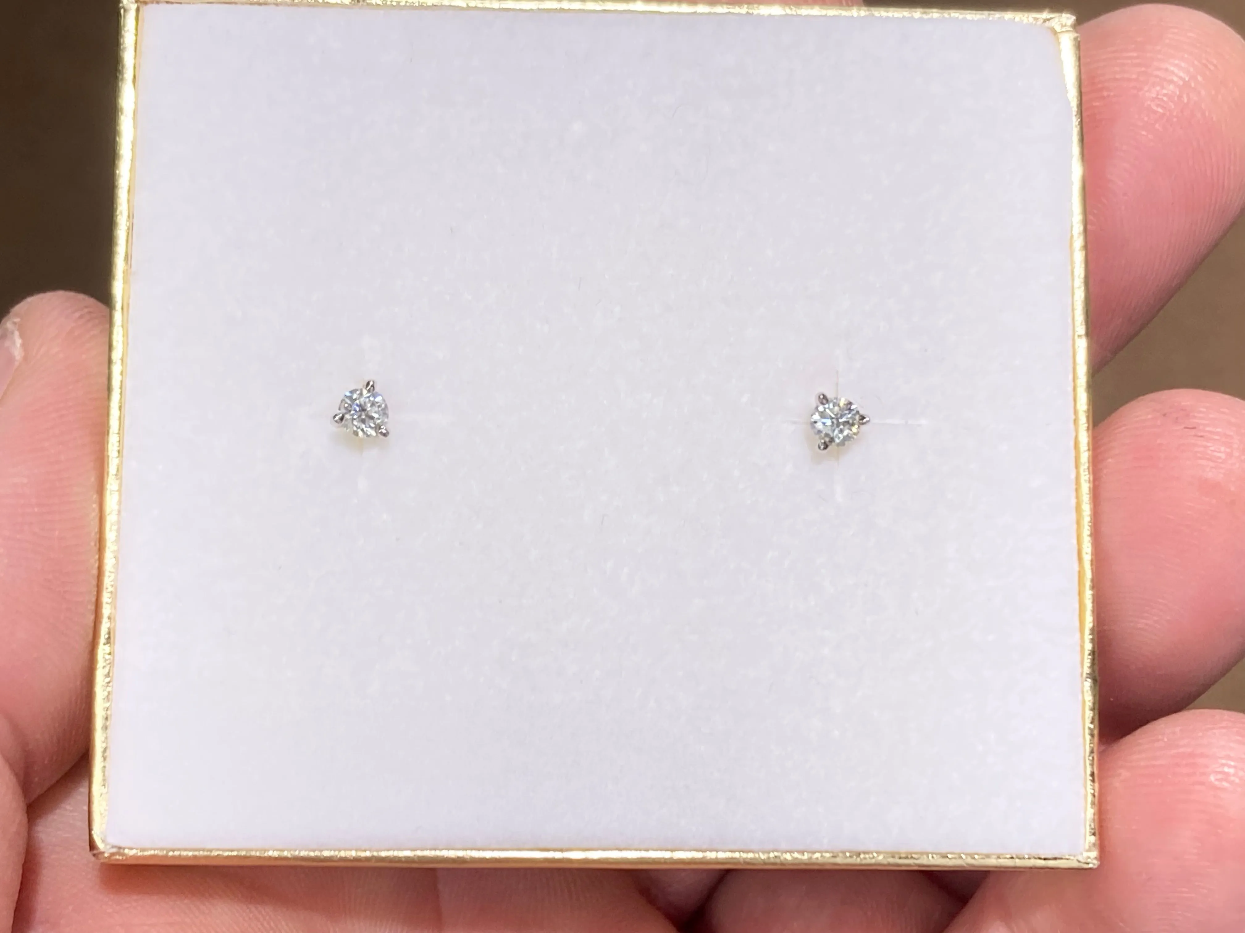 Diamond Stud Earrings Quarter Carat Weight White Gold