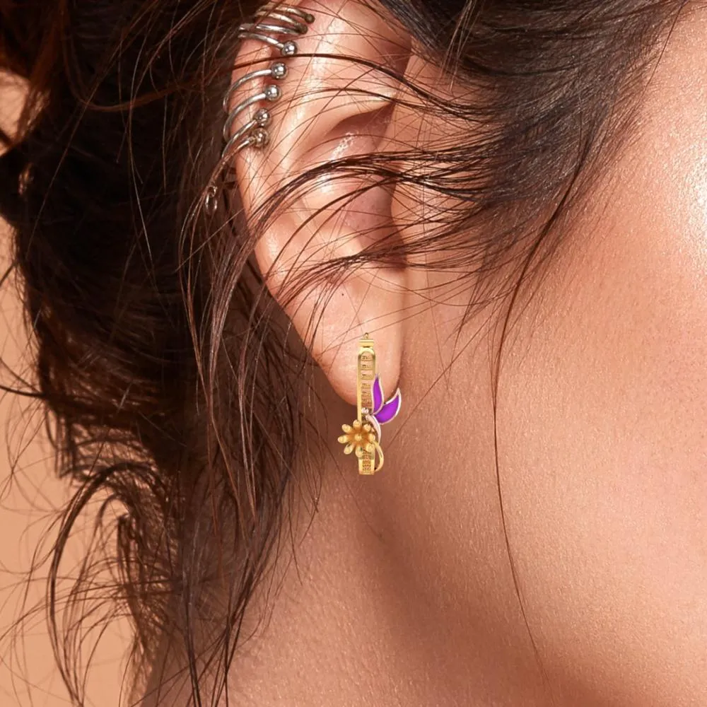 Exquisite 22-karat Gold Earrings Featuring A Butterfly Siting On A Flower