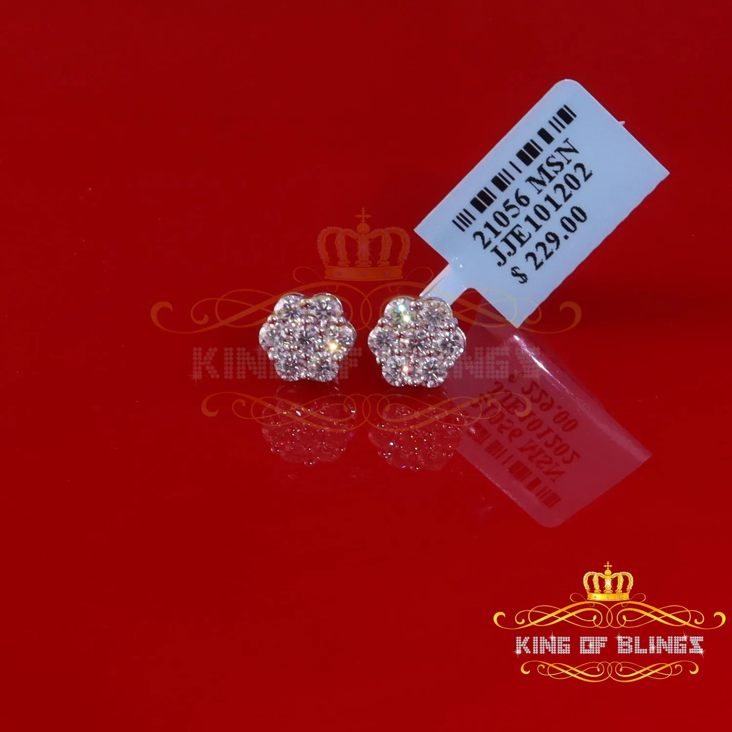 King of Bling's Men's/Womens 925 Silver White 1.00ct VVS 'D' Moissanite Floral Stud Earrings