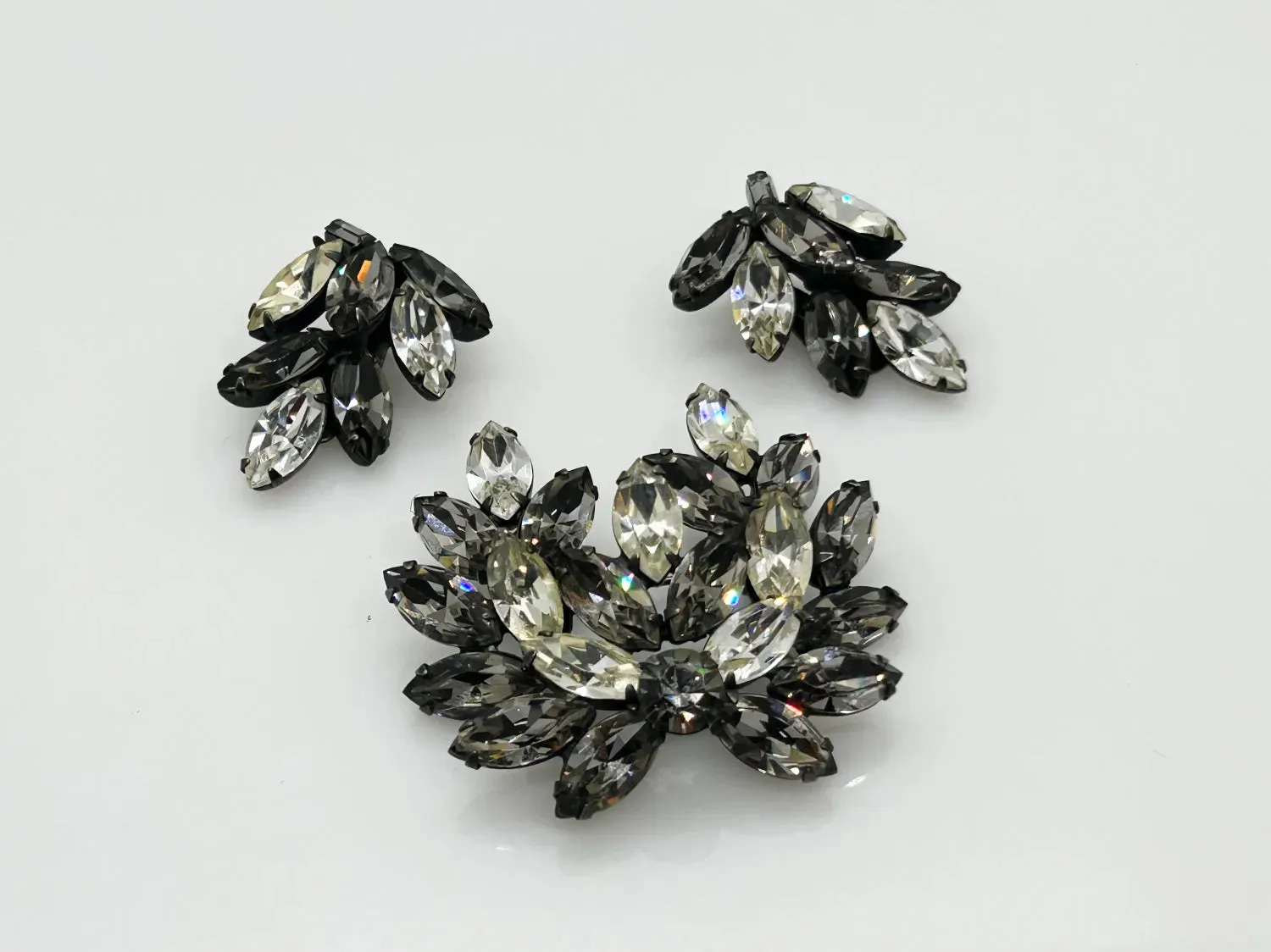 Sparkling Gray and White Vintage Rhinestone Brooch and Earrings