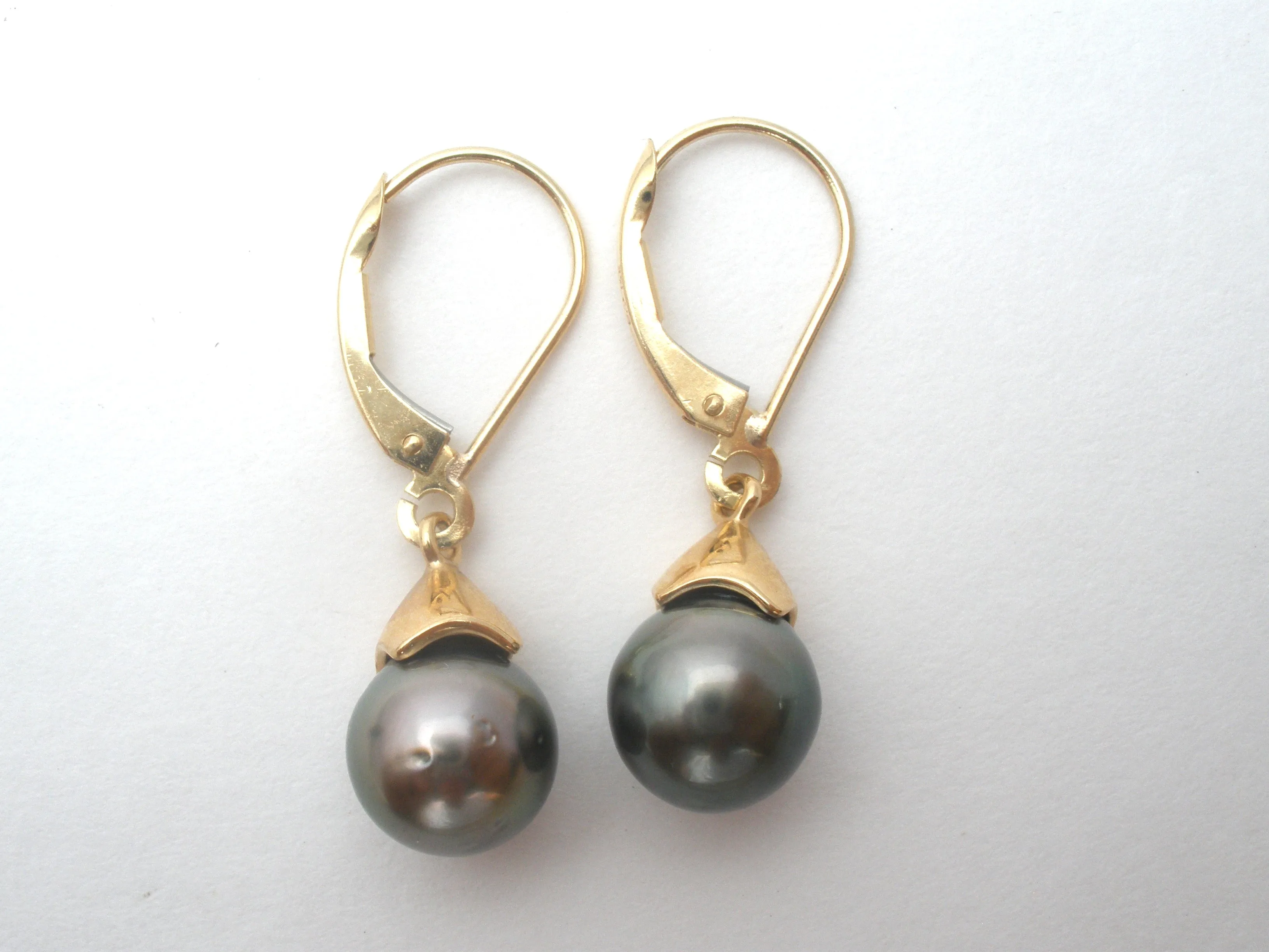 Tahitian Pearl Earrings 14K Gold Vintage